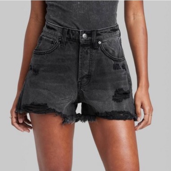BNWT Wild Fable High-Rise Curvy Easy Rigid Jean Shorts - Picture 3 of 6